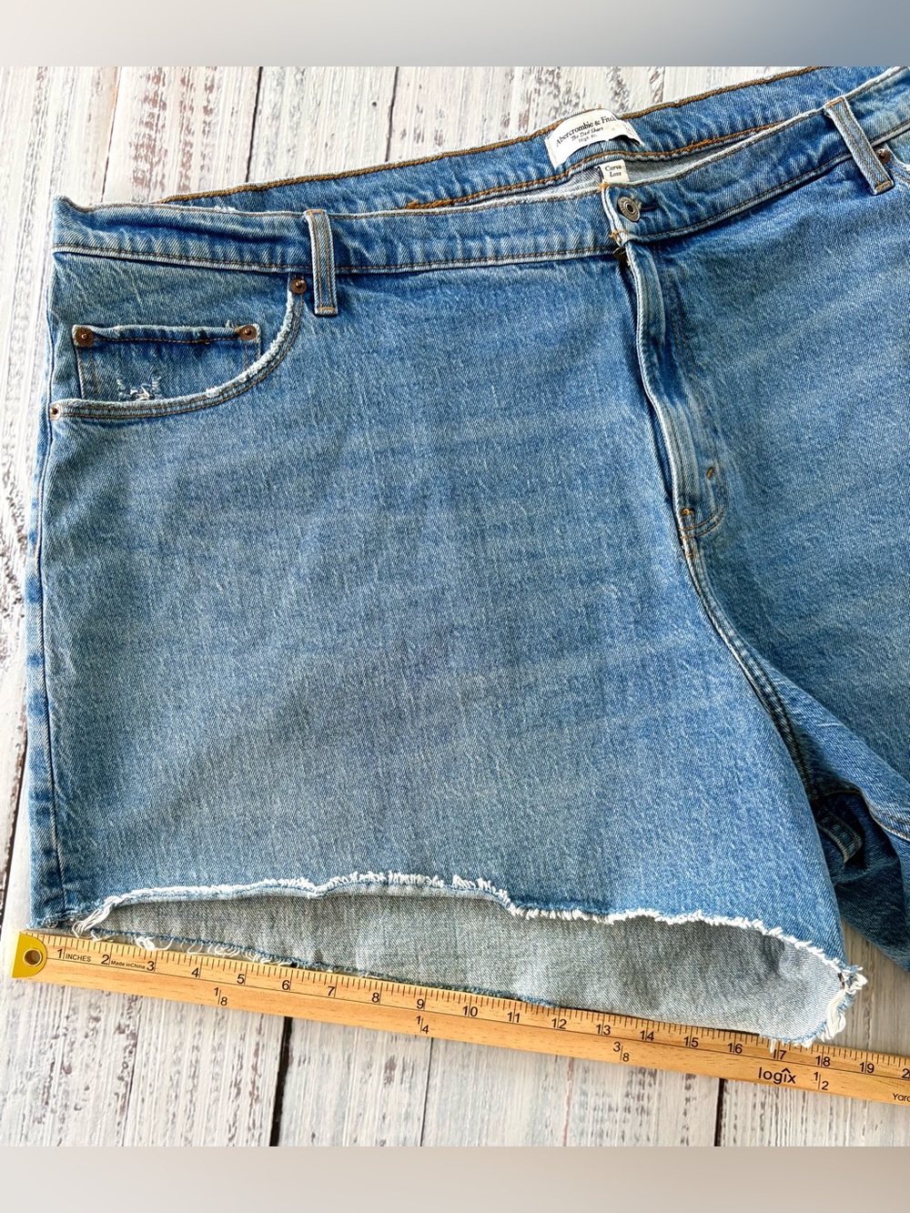 NWT Abercrombie Curve Love Dad Shorts High Rise Size 24 - Picture 7 of 11